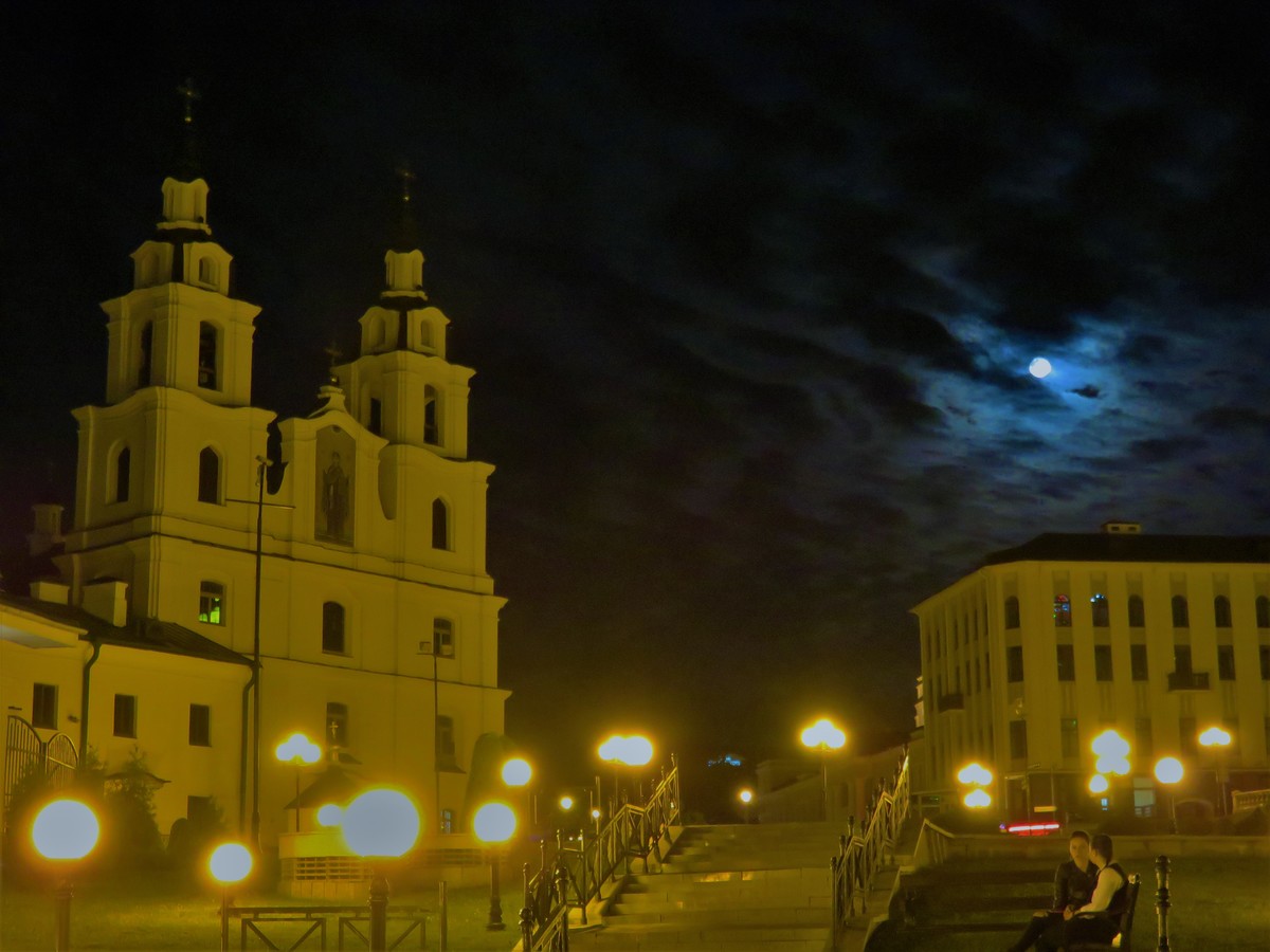 Spooky moonlight in Minsk