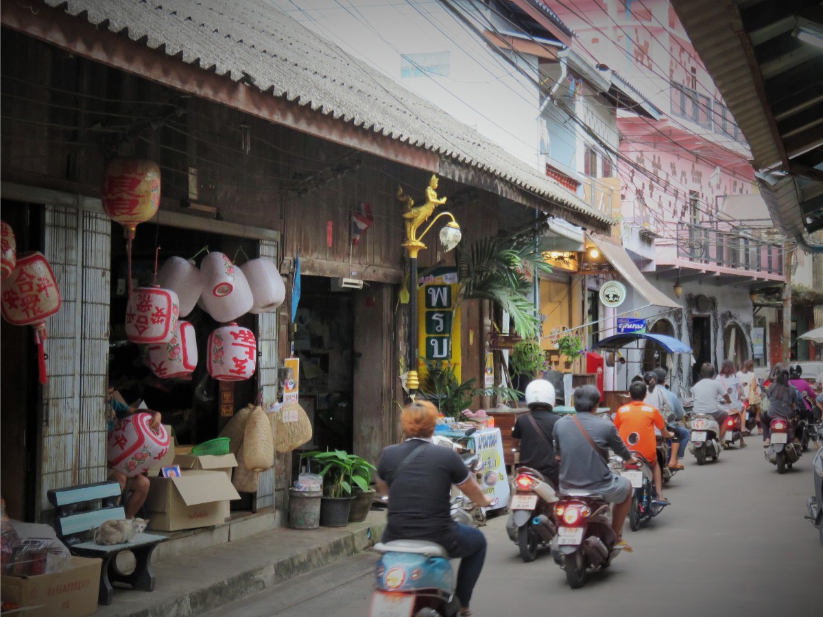 Motorbikes along Chanthaboon Waterfront