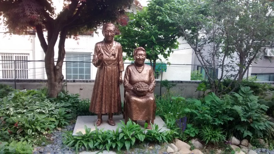 statue comfort women survivors seoul