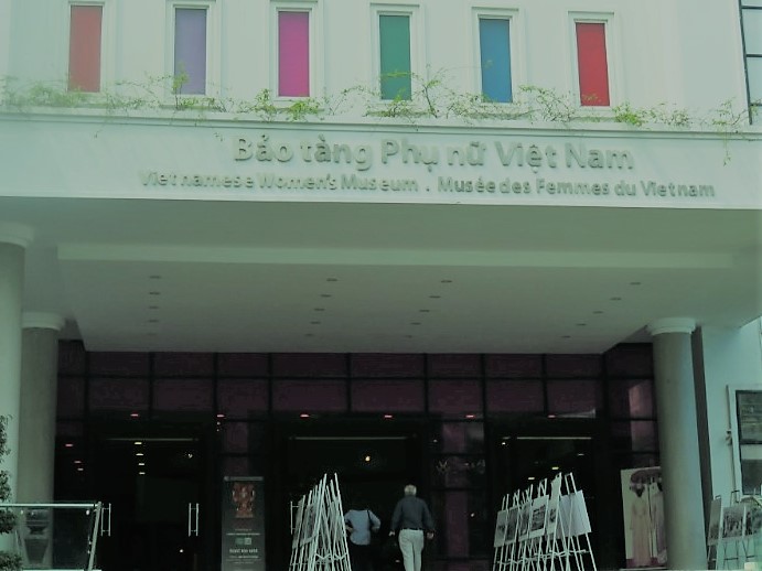 entrance Vietnamese women's museum hanoi