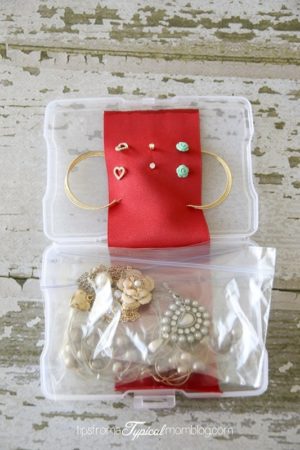 how to pack jewelry technique
