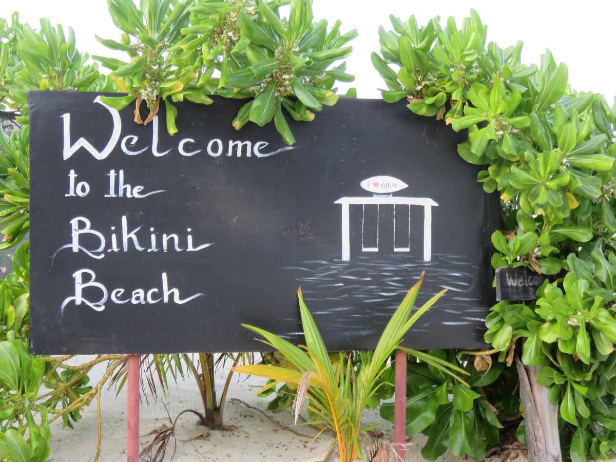 bikini beach sign on Gulhi island