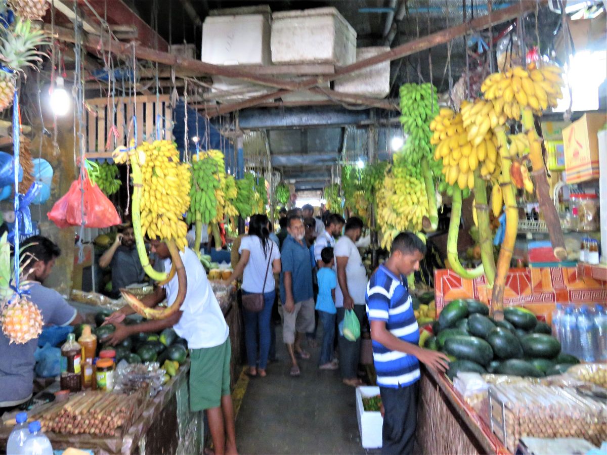 produce market in Male